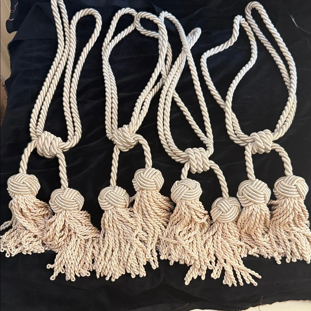 Elegant Cream Rope Tassels Rayon Curtain Drapery Tie Backs 4 Total ivory color